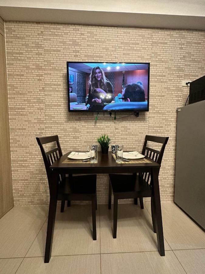Sabina'S One Bedroom Condo At Shore Tower C Manille Extérieur photo
